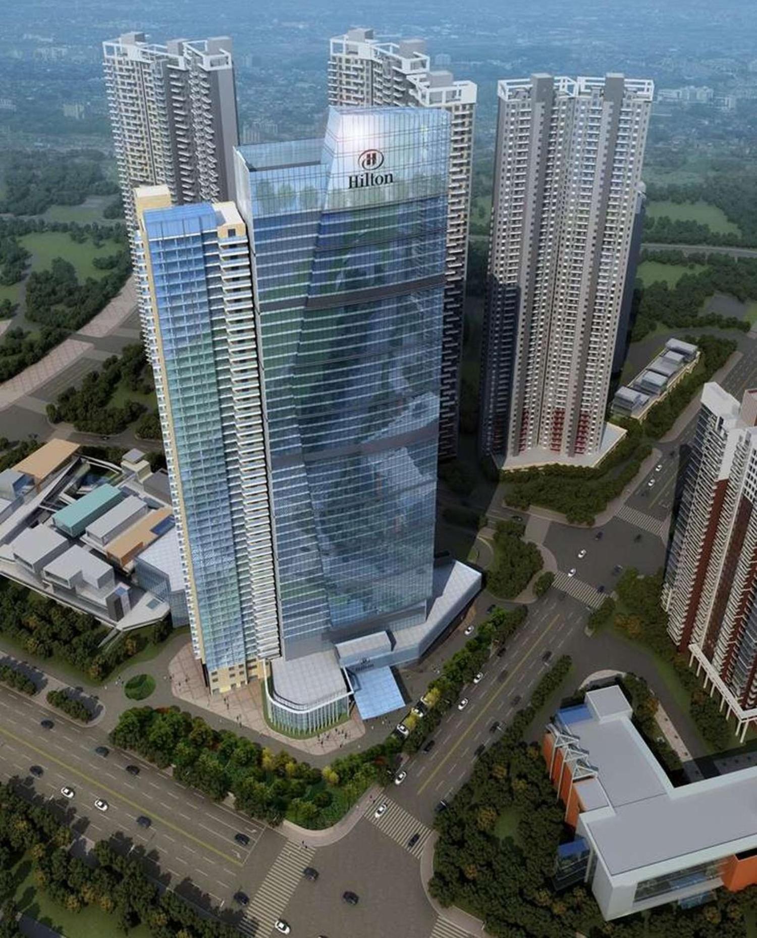 Hilton Wuhan Yangtze Riverside Exterior photo